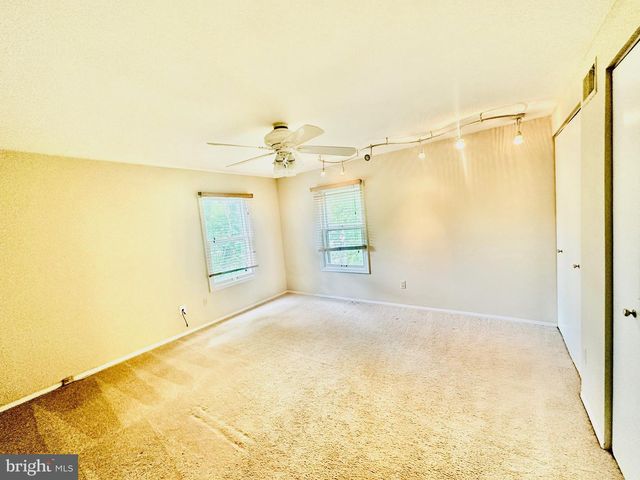 9124 WANDERING TRAIL DR, Potomac, MD 20854
