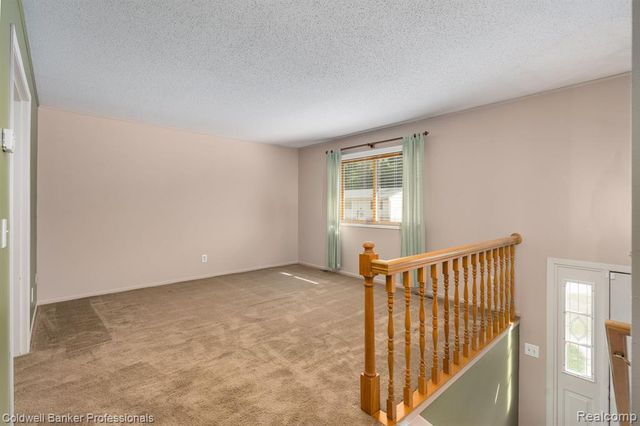 38122 Hixford Place, Westland, MI 48185