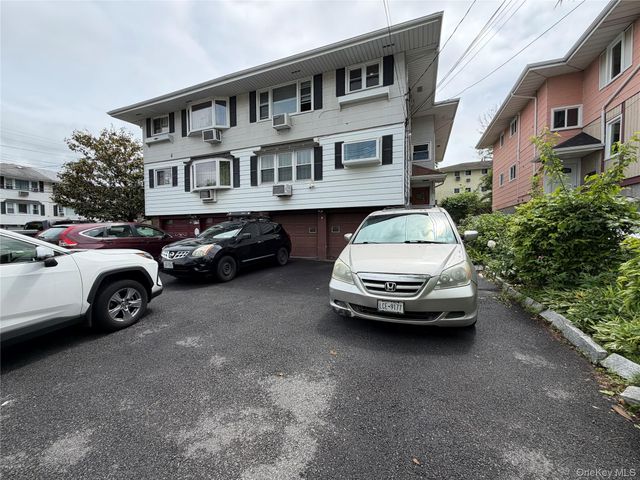 3 Annmarie Place, Yonkers, NY 10704
