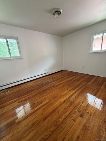 3 Annmarie Place, Yonkers, NY 10704