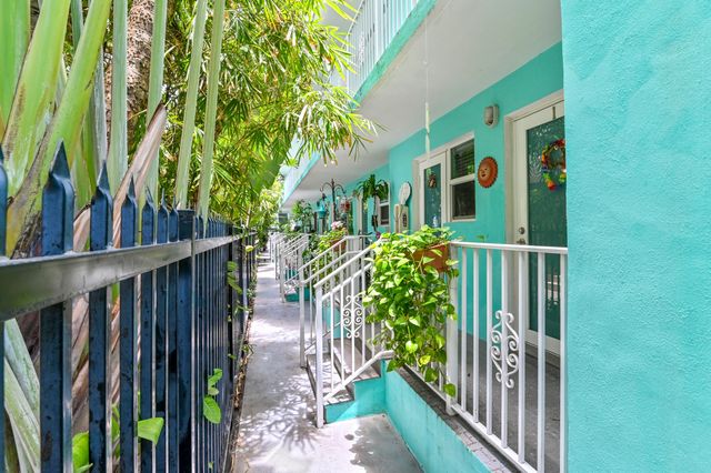 1035 Meridian Avenue 5, Miami Beach, FL 33139