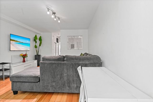 1035 Meridian Avenue 5, Miami Beach, FL 33139