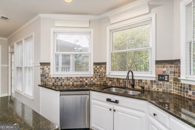 6710 Timber Cove Point, Cumming, GA 30041