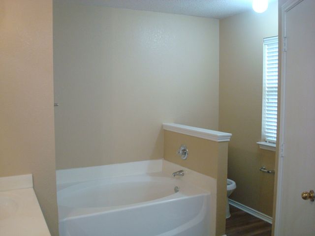 1606 Ocean Drive, Mansfield, TX 76063
