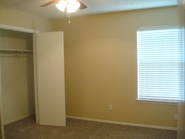 1606 Ocean Drive, Mansfield, TX 76063