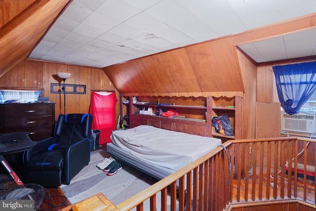 78 W HARMONY ST, Penns Grove, NJ 08069