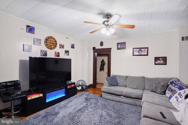 78 W HARMONY ST, Penns Grove, NJ 08069