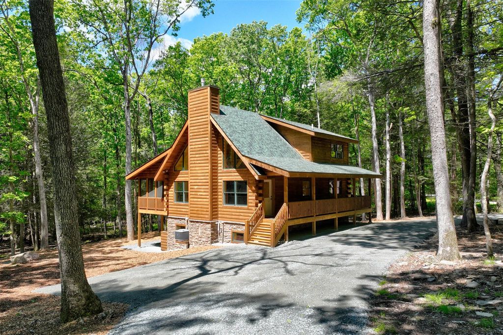 57 Zane Grey Way, Barryville, NY 12719