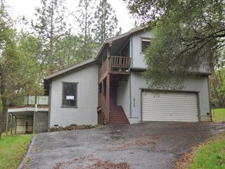 18750 Hilltop Rd, Penn Valley, CA 95946