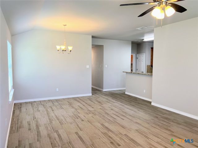 332 Arnold Drive, Belton, TX 76513