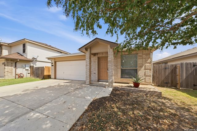 520 STARLING CRK, New Braunfels, TX 78130