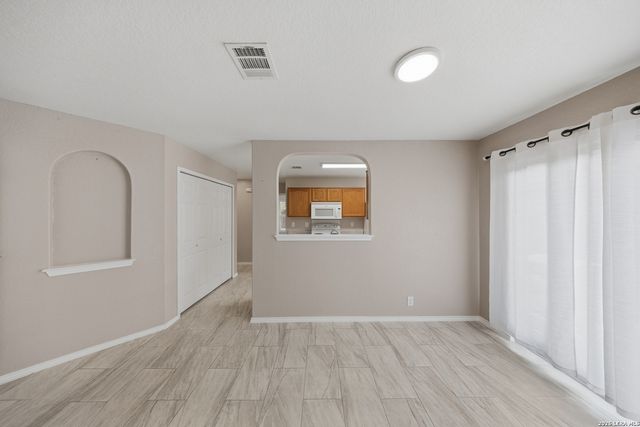 520 STARLING CRK, New Braunfels, TX 78130