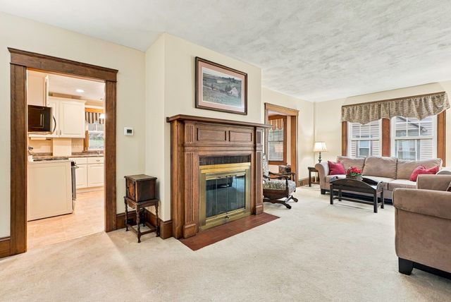 48 Barnard Rd, Worcester, MA 01605