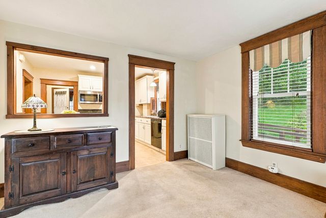 48 Barnard Rd, Worcester, MA 01605