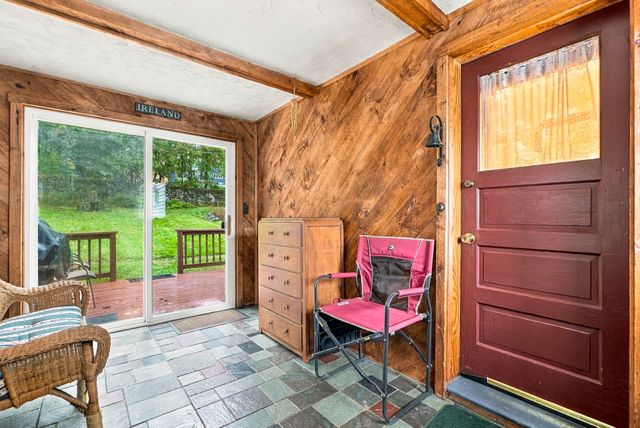48 Barnard Rd, Worcester, MA 01605