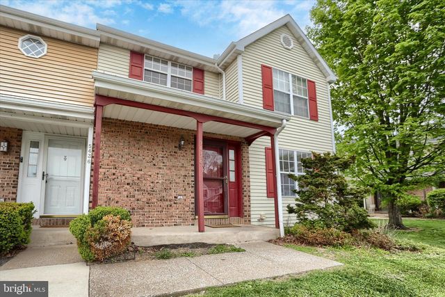 5438 AUTUMN DR, Harrisburg, PA 17111