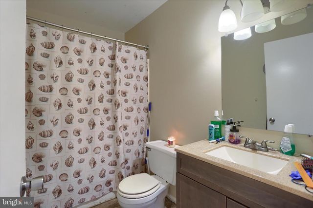 5438 AUTUMN DR, Harrisburg, PA 17111