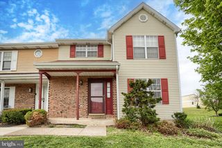 5438 AUTUMN DR, Harrisburg, PA 17111