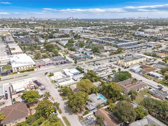 80 NW 40th St, Oakland Park, FL 33309