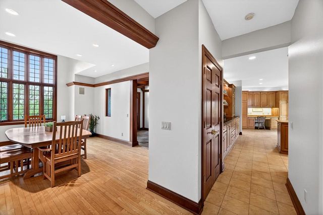 406 2nd Avenue, New Glarus, WI 53574