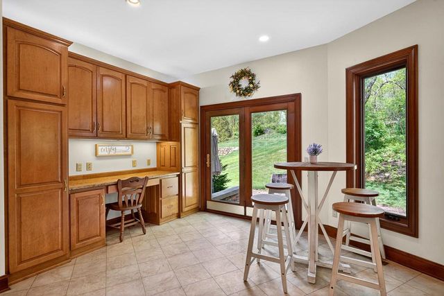 406 2nd Avenue, New Glarus, WI 53574