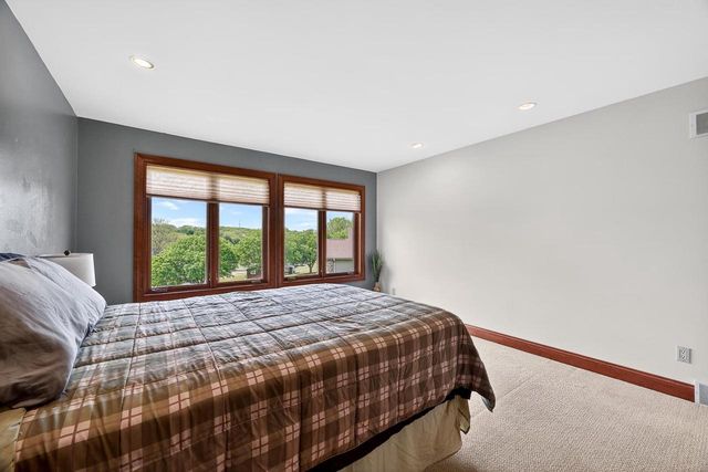406 2nd Avenue, New Glarus, WI 53574