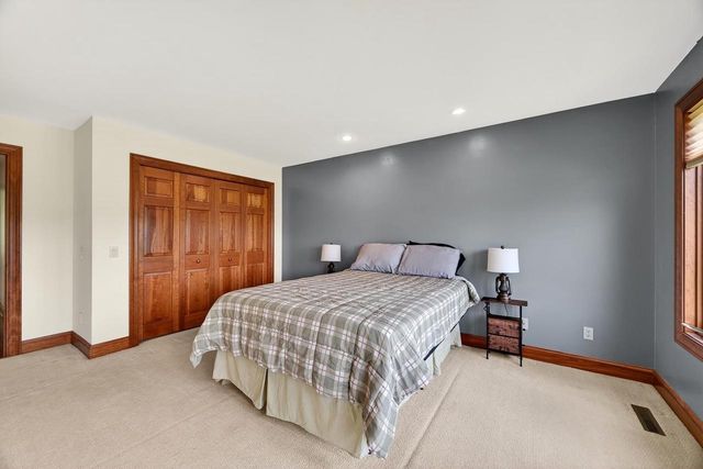 406 2nd Avenue, New Glarus, WI 53574