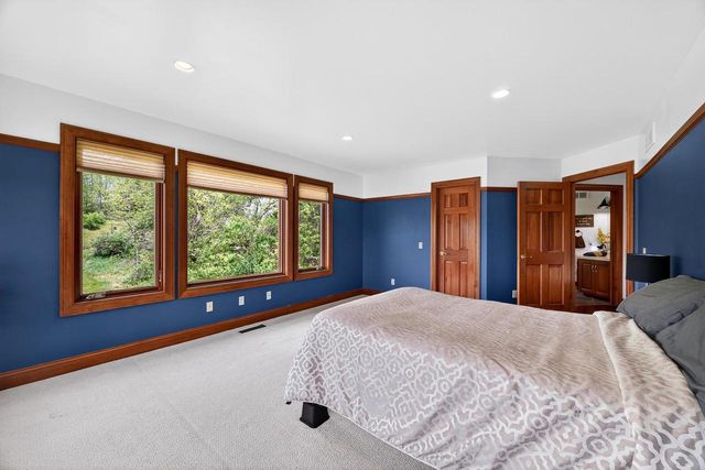 406 2nd Avenue, New Glarus, WI 53574