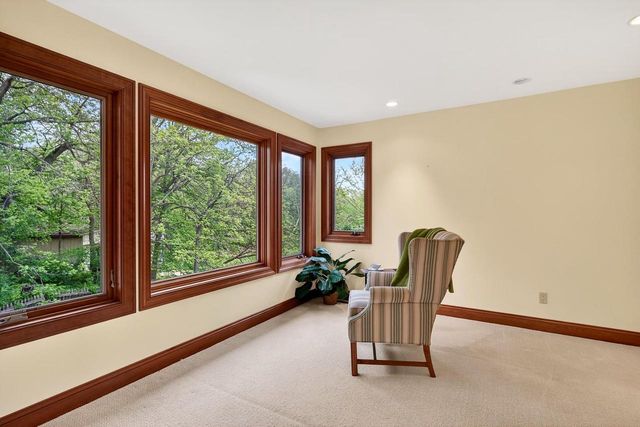 406 2nd Avenue, New Glarus, WI 53574