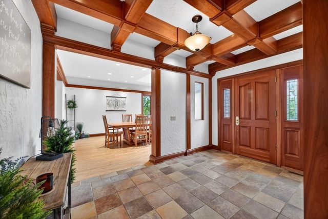 406 2nd Avenue, New Glarus, WI 53574