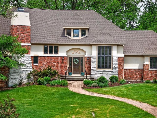 406 2nd Avenue, New Glarus, WI 53574