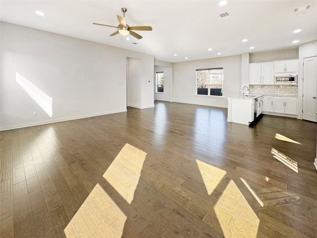 1377 Westborough LN, Leander, TX 78641