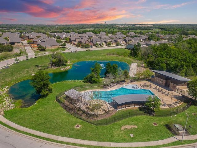 1377 Westborough LN, Leander, TX 78641
