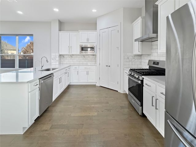 1377 Westborough LN, Leander, TX 78641