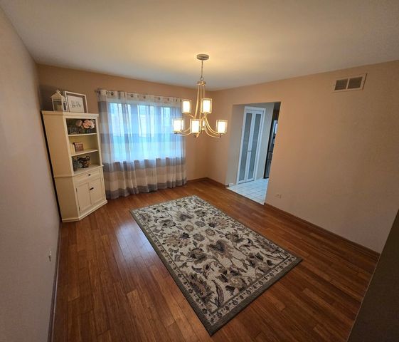 8141 W Old Mill Road, Frankfort, IL 60423
