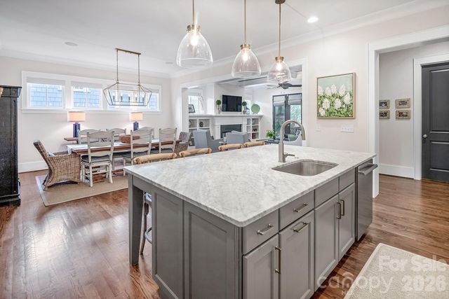 520 Hillside Avenue, Charlotte, NC 28209