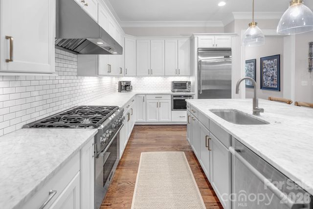 520 Hillside Avenue, Charlotte, NC 28209