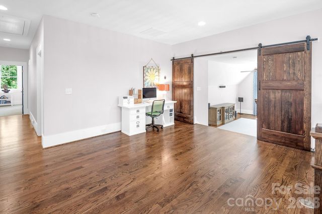 520 Hillside Avenue, Charlotte, NC 28209