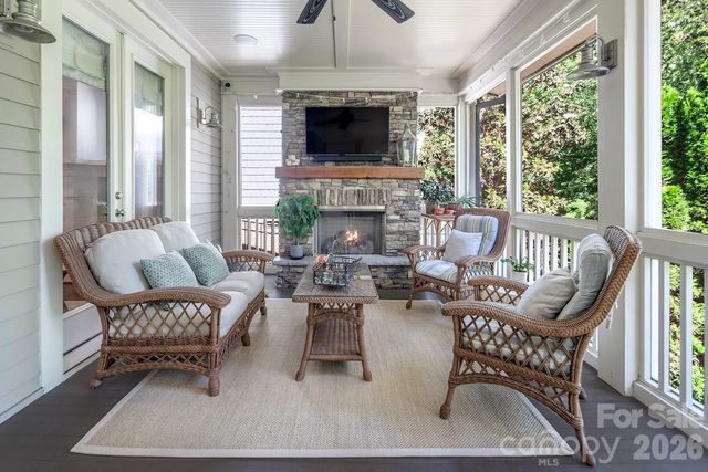 520 Hillside Avenue, Charlotte, NC 28209