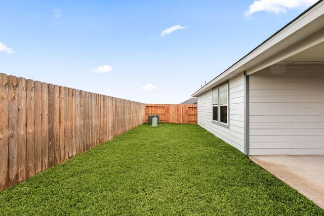 6611 Castella Drive, Rosharon, TX 77583