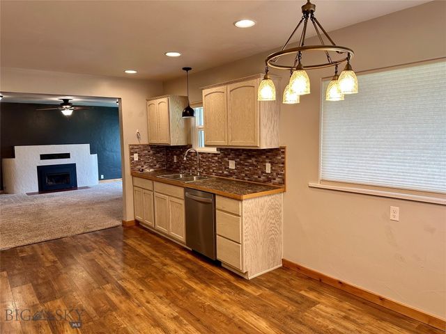 2111 Lowell Avenue, Butte, MT 59701