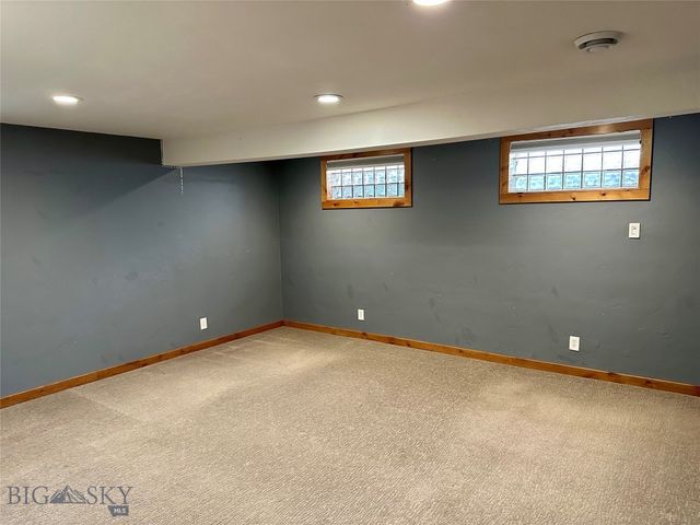 2111 Lowell Avenue, Butte, MT 59701