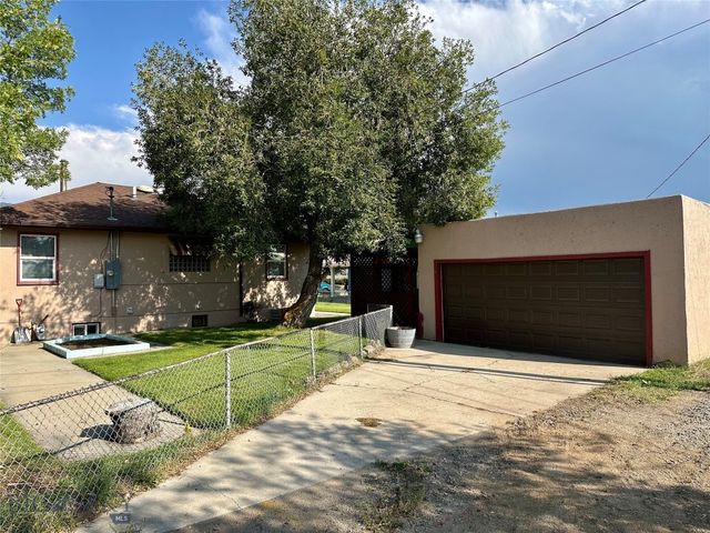 2111 Lowell Avenue, Butte, MT 59701