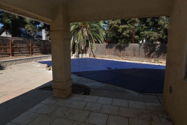 1732 E Ryan Lane, Fresno, CA 93720