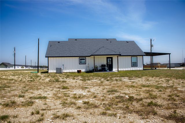 6043 Piper Anne Street, Azle, TX 76020