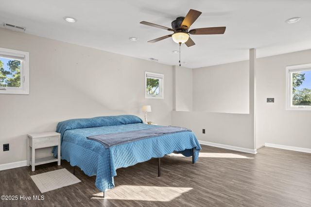 7316 Archers Creek Drive, Emerald Isle, NC 28594