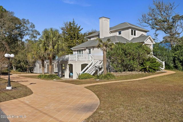 7316 Archers Creek Drive, Emerald Isle, NC 28594