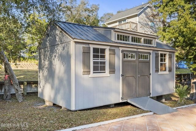 7316 Archers Creek Drive, Emerald Isle, NC 28594