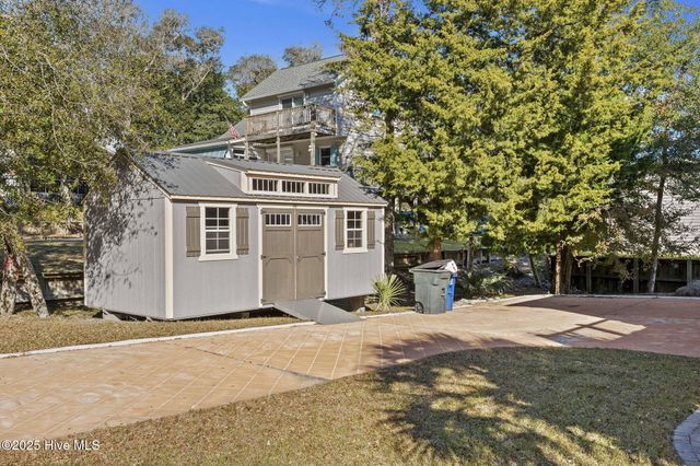 7316 Archers Creek Drive, Emerald Isle, NC 28594