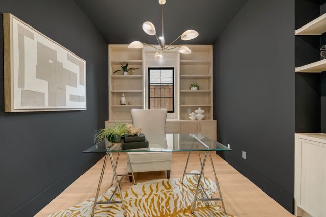 7406 Morton Street, Dallas, TX 75209